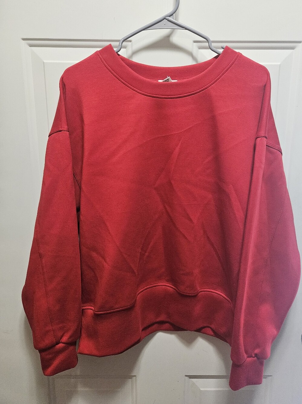 Yelete Scuba Crewneck Sweatshirt